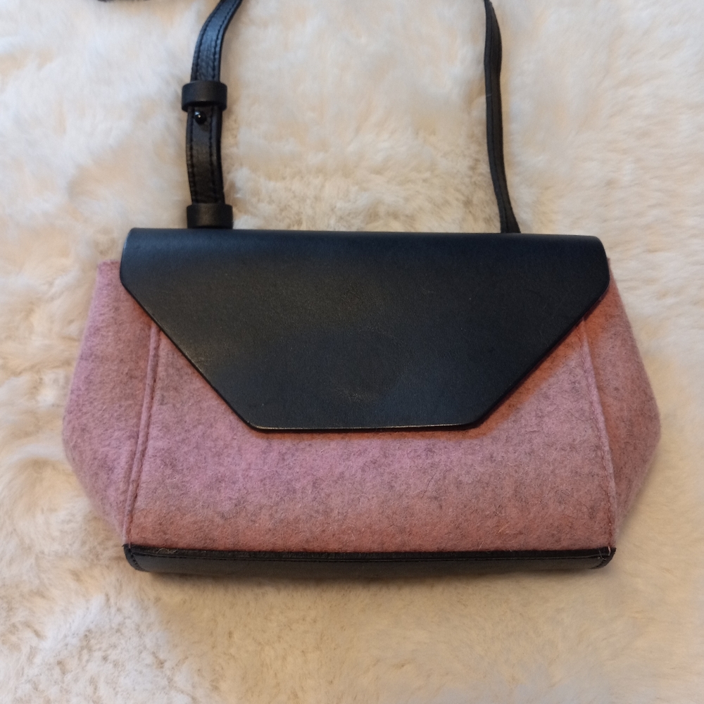 GRAF LANTZ Cecil Felt & Leather Crossbody Purse in Spring Pink